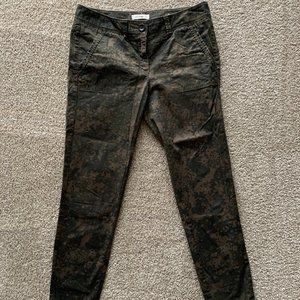 Cropped Camo Pant
